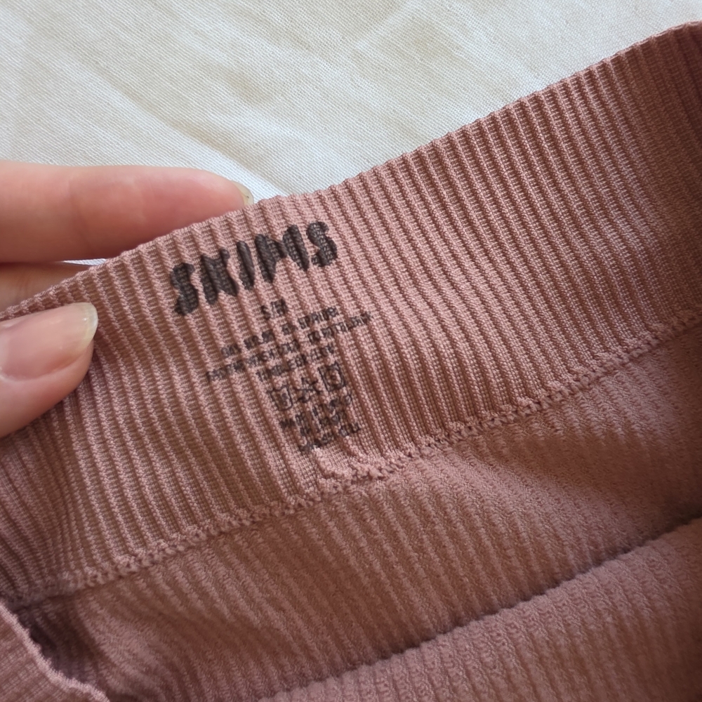 SKIMS Short Leggings - Dusty Pink